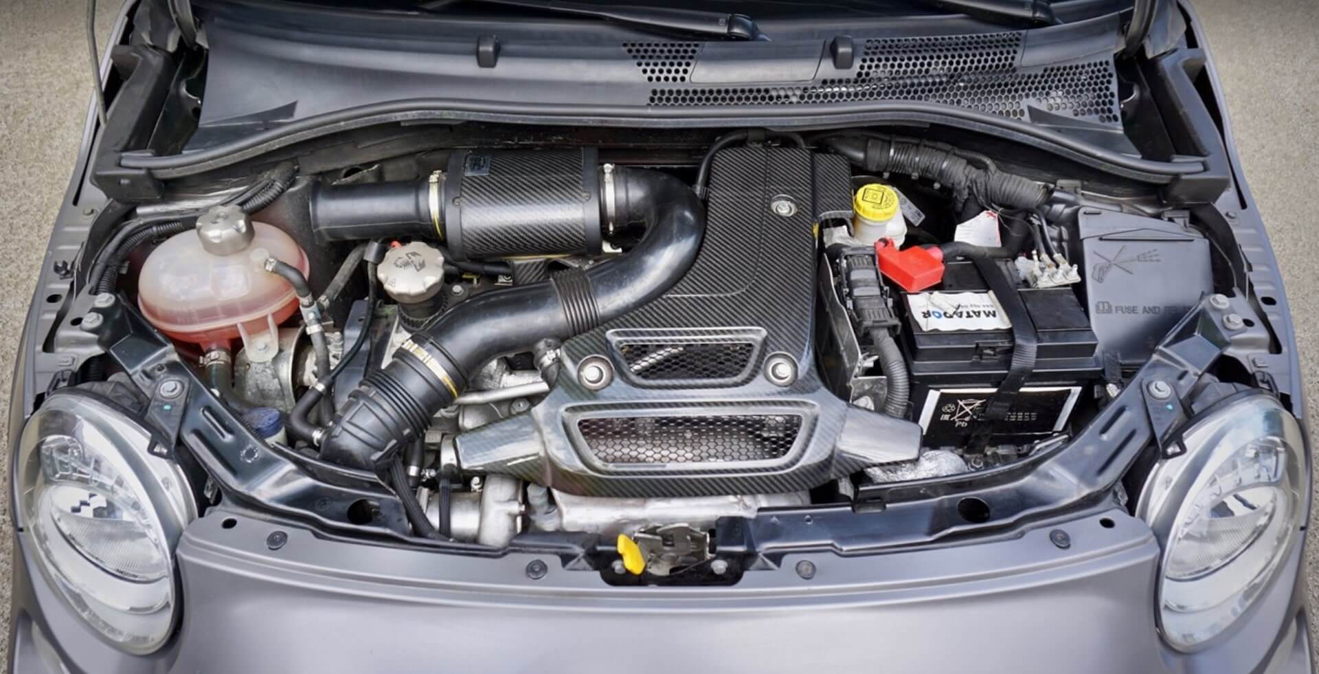 Abarth 695 Biposto engine photo