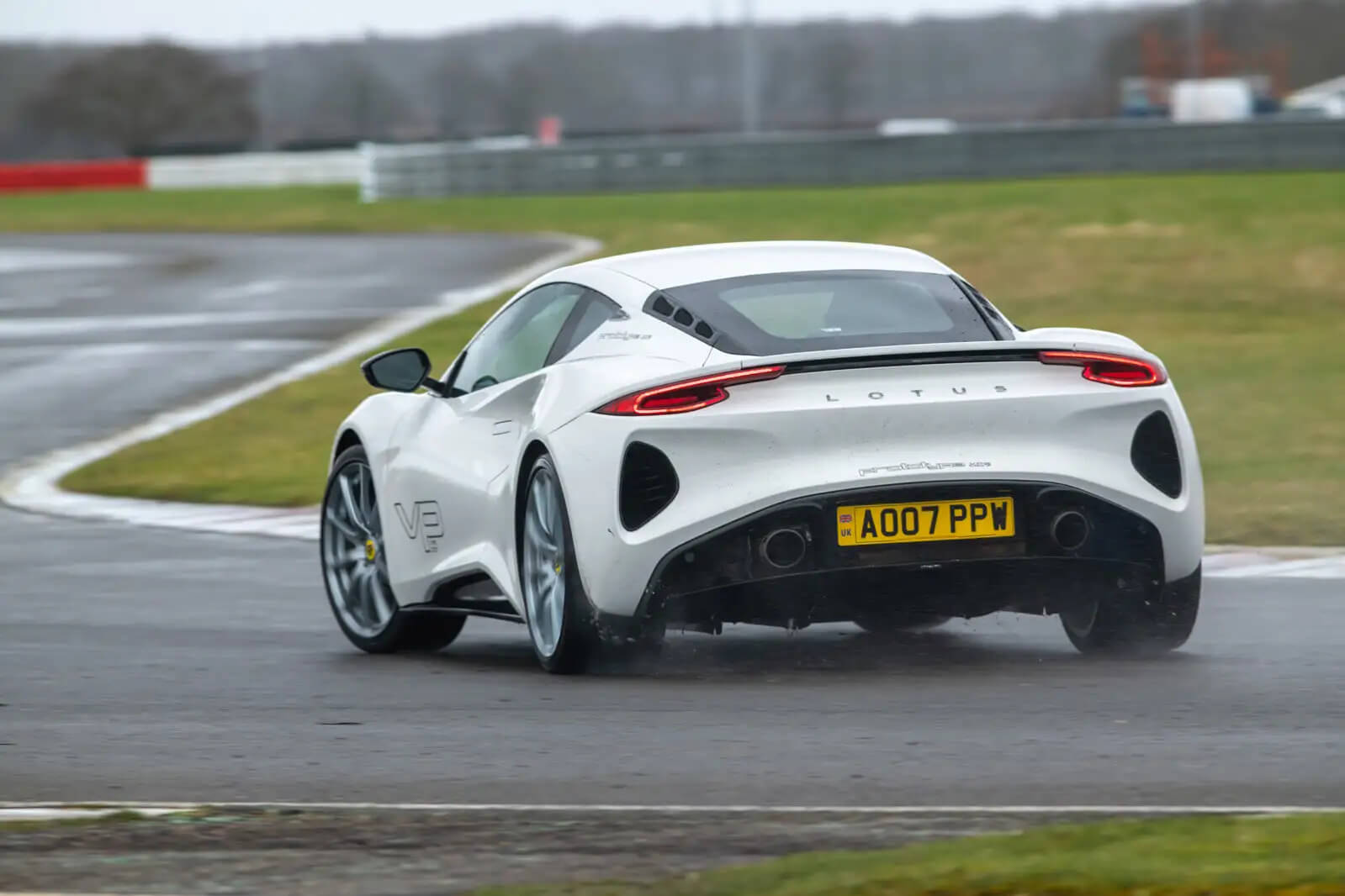 Lotus Emira cornering photo